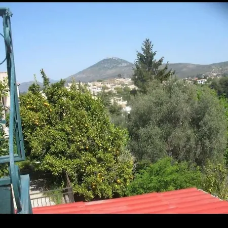 Au Calme Sur Les Collines *